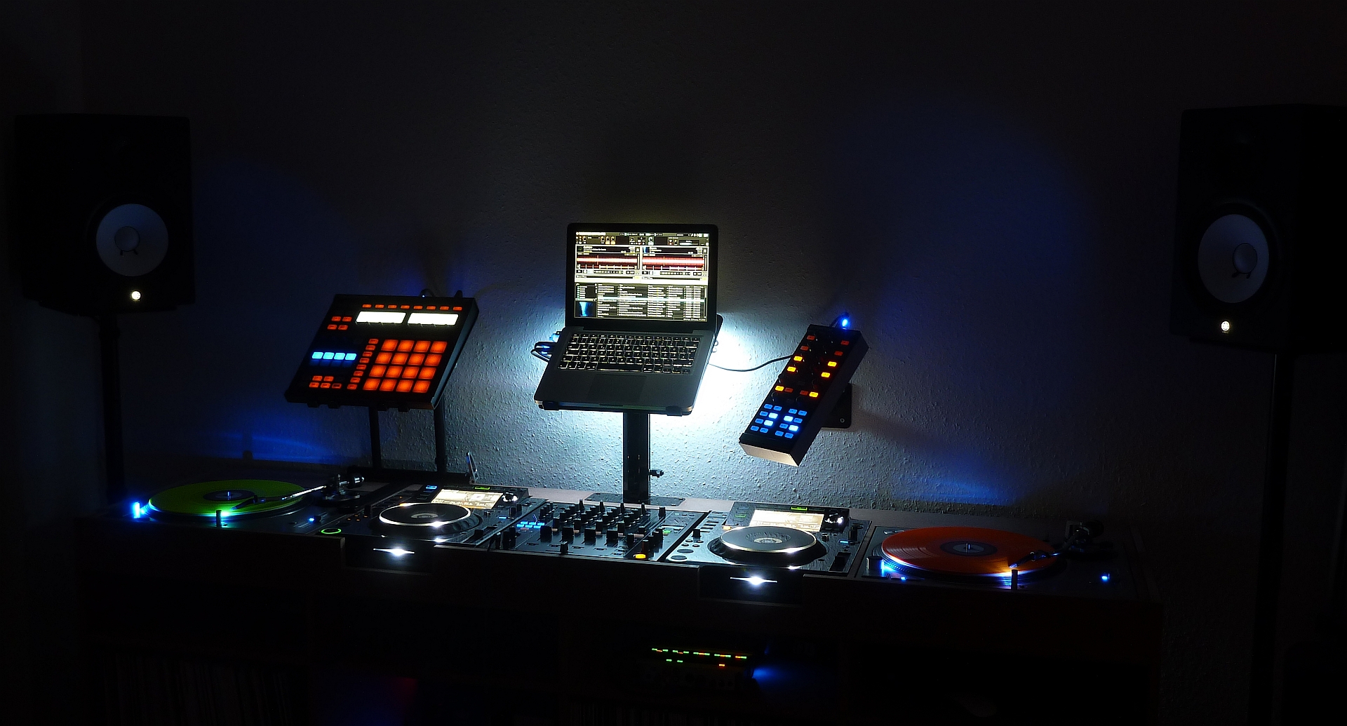 Cool Setup with Nice Lighting