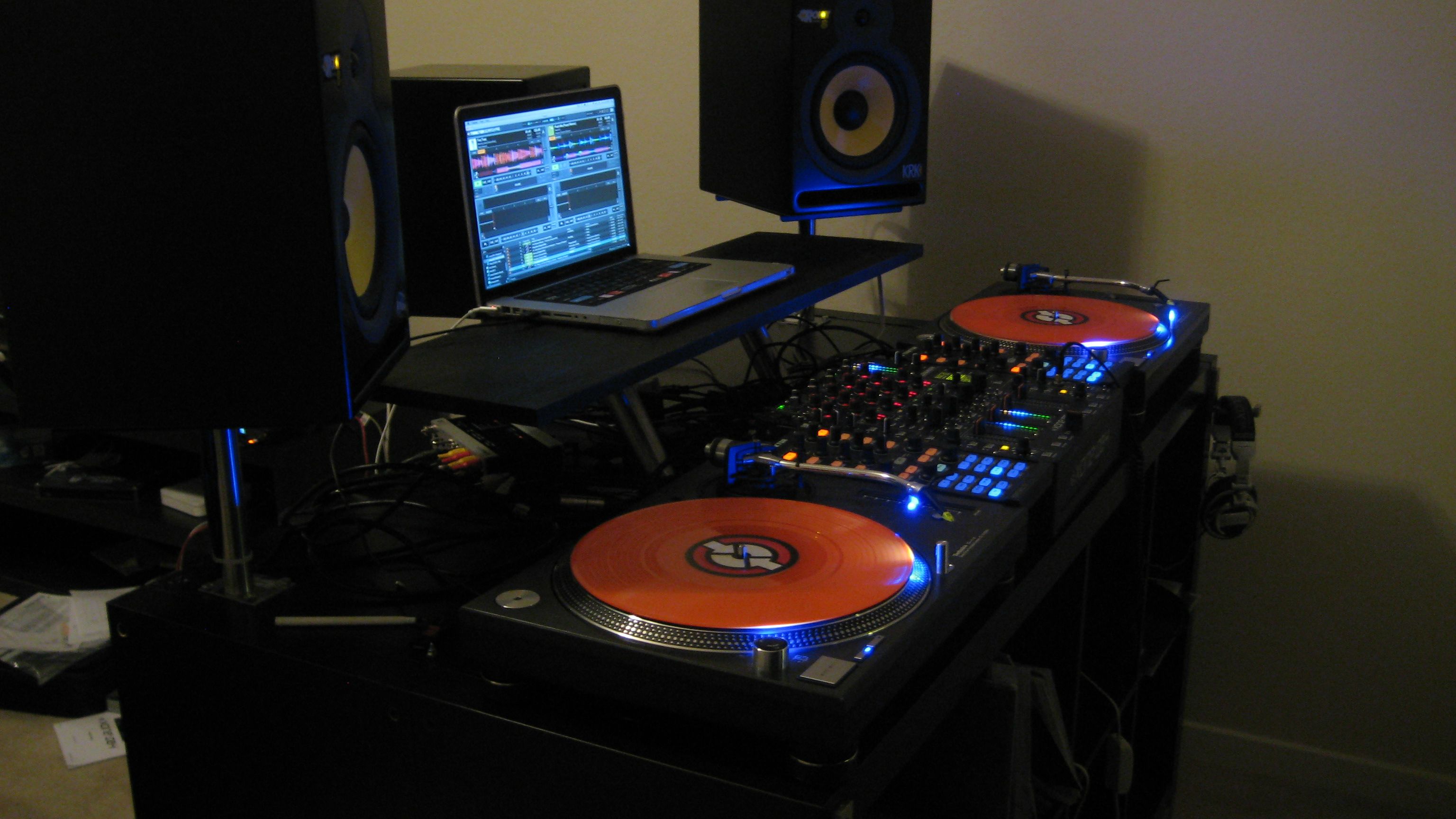 Dark Setup and Orange Vinyl