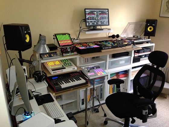 DJ Studio Producer