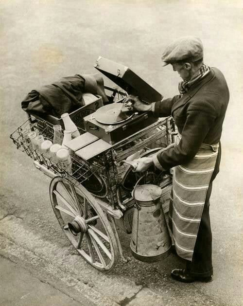 Street Vendor DJ