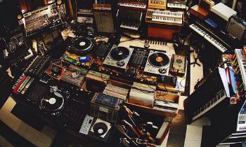 DJ Equipments Collection