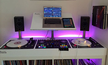 DJ Setup at Home Photos (Inspiration & Ideas)