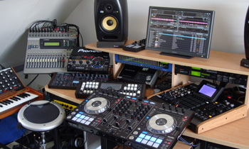   Dj Studio   -  7