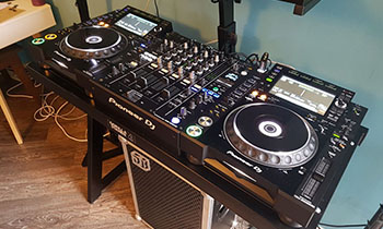 Pioneer DJ Setup Photos (Inspiration & Ideas)