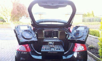 Porsche Mobile DJ